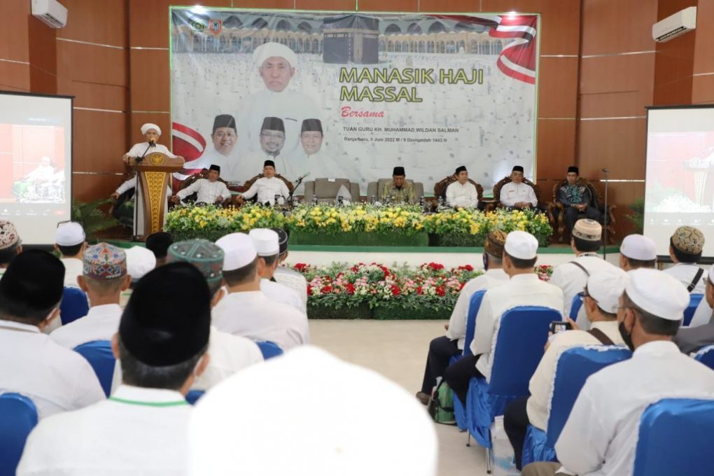 Manasik haji massal tahun 2022 Embarkasi Banjarmasin dipimpin ulama kharismatik banua, KH Muhammad Wildan Salman atau Guru Wildan.