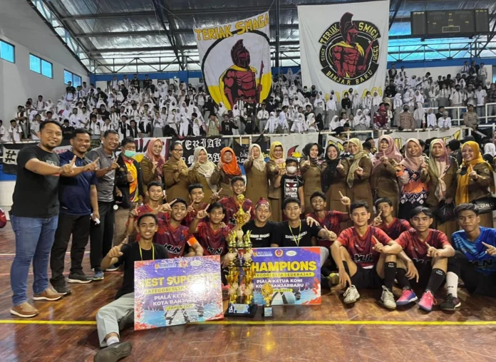 Turnamen Futsal Piala Ketua KONI, SMAN 3 Banjarbaru Jadi Juara
