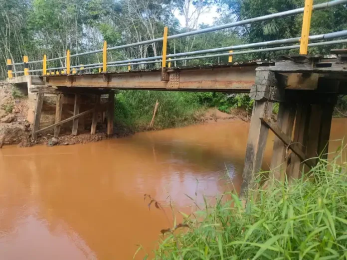 WhatsApp-Image-2022-06-14-at-13.14.06 Sering Didatangi APH, Jembatan Batu Ampar Dikritik Warga