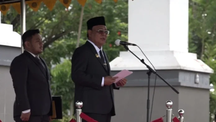 Paman Birin Pimpin Upacara Sumpah Pemuda ke-94