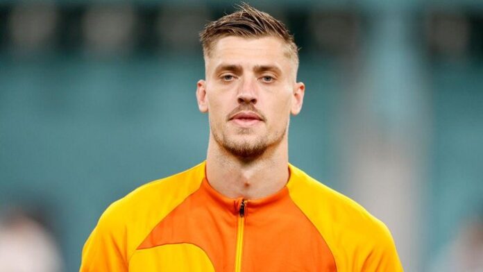 andries-noppert_169 Kiper Timnas Belanda Percaya Diri Hentikan Lionel Messi