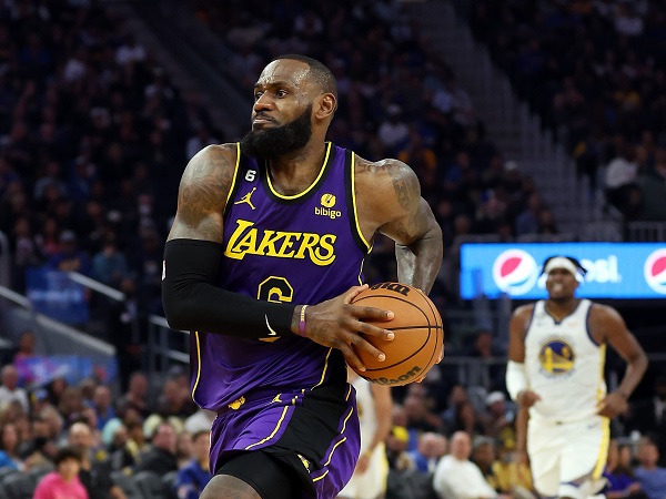 lebron-james-siap-pikul-beban-lakers-selama-anthony-davis-absen