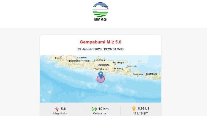 bmkg-gempa-terkini-56-m-guncang-pacitan-malam-ini Gempa Terkini, Magnitudo 5.6 Mengguncang Pacitan
