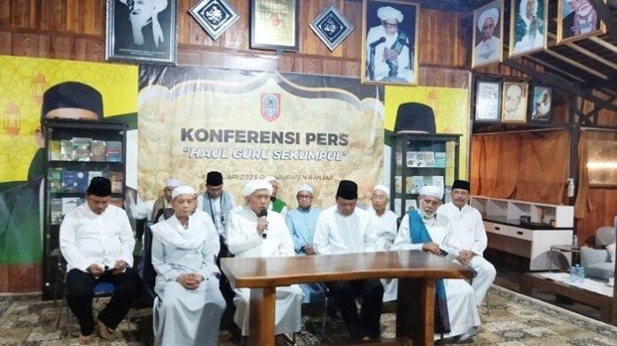 jumpa-pers-Haul-Guru-Sekumpul-oleh-Guru-Wildan-di-kediaman-Gubernur-Sahbirin-Minggu-08012023 Gubernur Gelar Haul Akbar Guru Sekumpul di Martapura