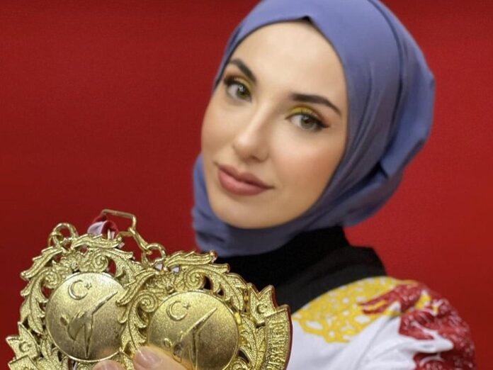 1 Februari Diperingati Sebagai WHD, Berikut Wanita Berhijab Yang Mengispirasi