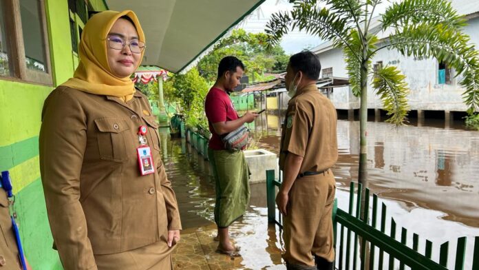 Bupati Banjar Perintahkan Disdik Benahi Sekolah Terdampak Banjir