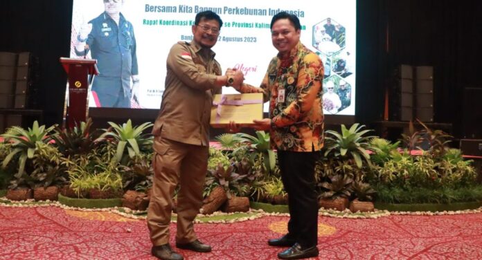 IMG-20230824-WA0016-1000x540 SYL Harapkan Target 10 Hektare Sawit di Kalsel Segera Terealisasi