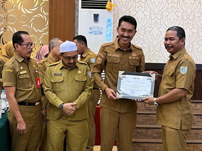 piagam penghargaan desa mandiri