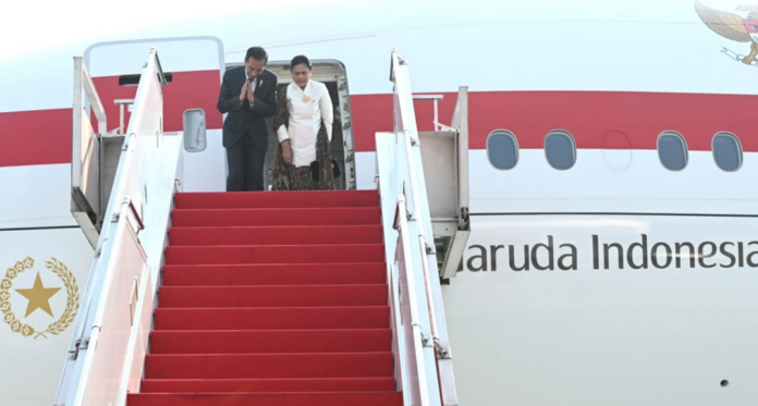 Presiden Jokowi dan Ibu Iriana Mulai Rangkaian Lawatan ke Beijing dan Riyadh mulai lawatan ke beijing dan riyadh