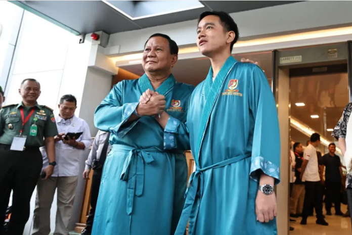 status keanggotaan gibran di pdip dipertanyatakn