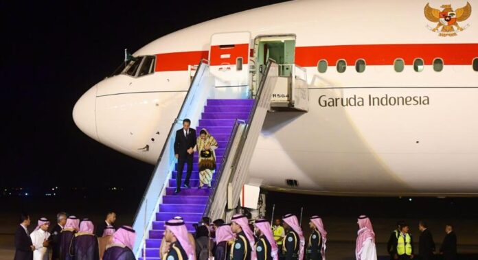 tiba di riyadh rombongan presiden tiba di riyadh