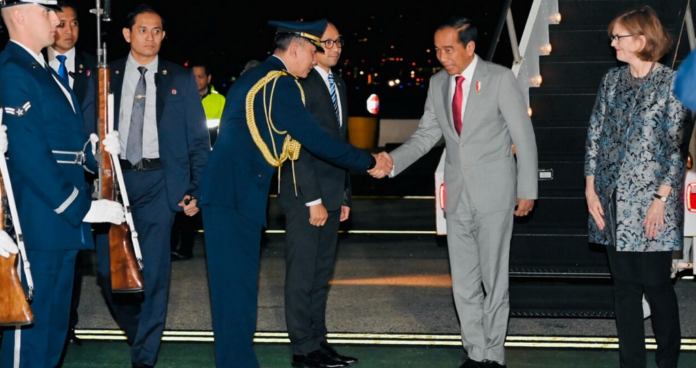 tiba di San Francisco