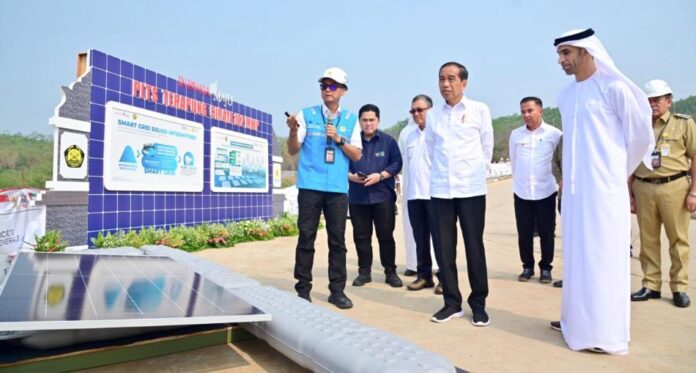 PLTS Terapung Cirata diresmikan