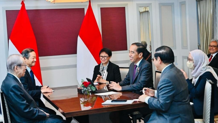 jokowi bertemu japinda