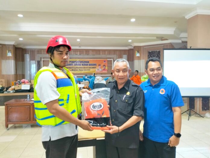 IMG-20231205-WA0012 11 BPK Kota Banjarbaru Terima Bantuan Pokir DPRD