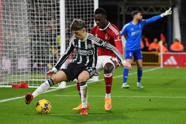 Nottingham Forest vs Manchester United hasil Nottingham Forest vs Manchester United 2-1