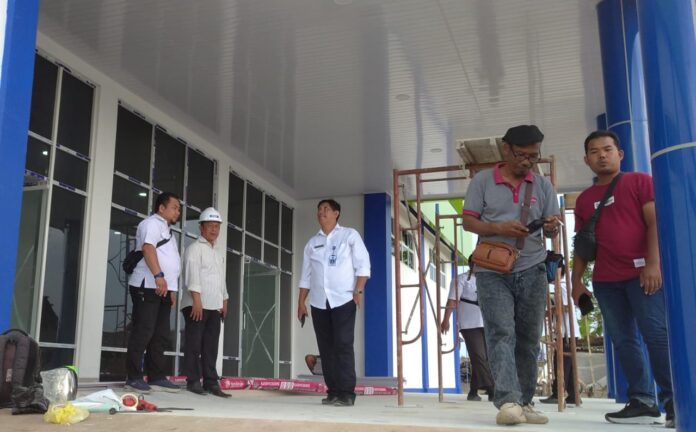 pembangunan upt puskesmas sungai tabuk 1 belum selesai