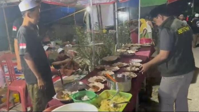 Gubernur keliling ke dapur umum haul sekumpul cek dapur umum
