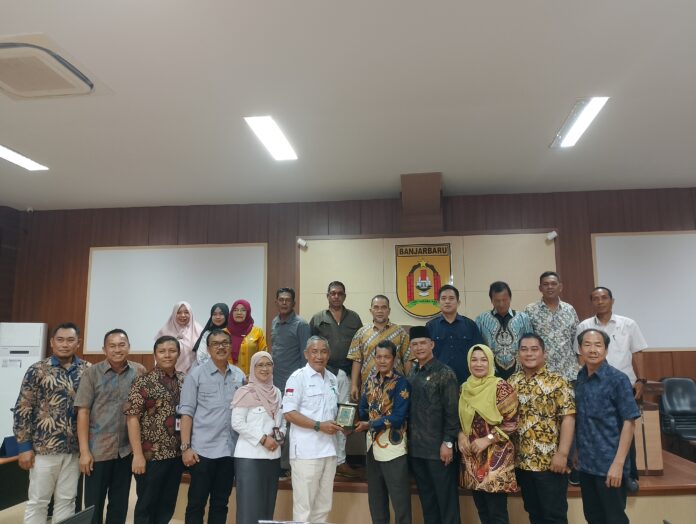 IMG_20240124_125207 DPRD Singkawang Ingin Adopsi Pengelolaan Sampah di Banjarbaru
