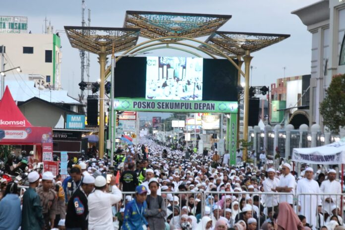 jutaan jamaah hadiri haul sekumpul