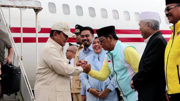 Paman Birin Jemput Kedatangan Prabowo