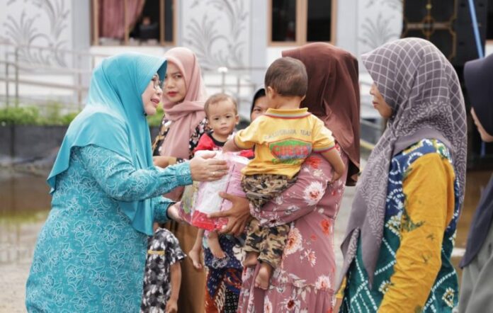 Respon Positif Masyarakat Kecamatan Tabukan Atas Kedatangan Ketua TP PKK Kalsel