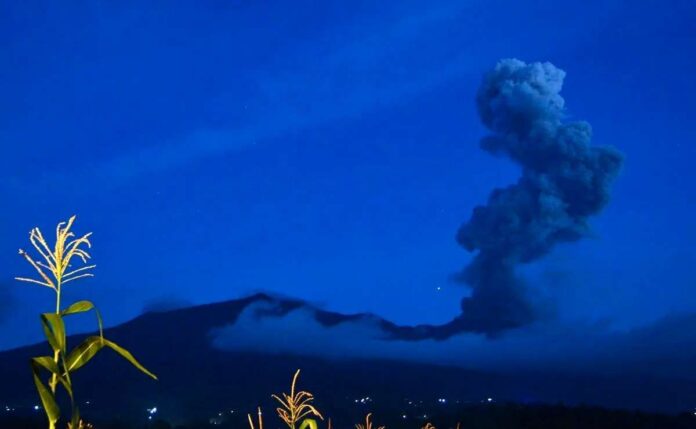 Waspada, Gunung Marapi Kembali Erupsi