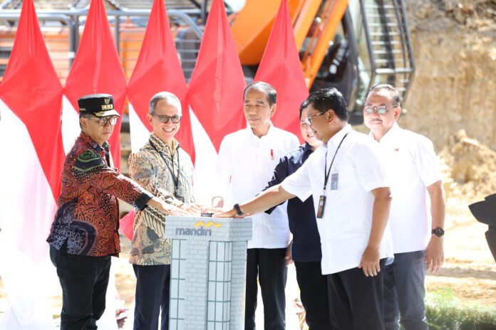 Jokowi Groundbreaking Gedung Kantor Bank Mandiri di IKN