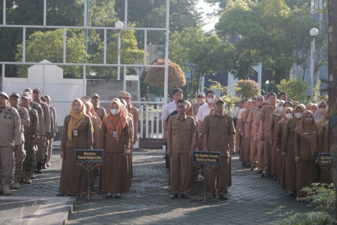 Kedisiplinan ASN Ditegaskan Kasatpol PP Pada Apel Gabungan 