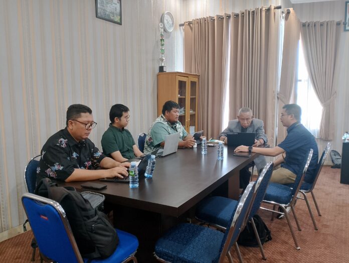 Kunjungi DPRD Kota Banjarbaru LPEM FEB UI Teliti Kebijakan Anggaran 