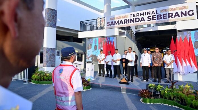 Resmikan Terminal Samarinda Seberang Presiden Dorong Masyarakat Gunakan Transportasi Umum transportasi umum