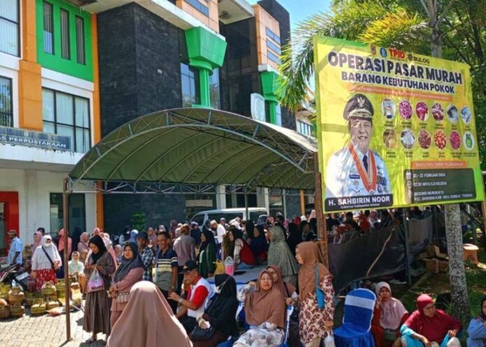 Jelang Ramadhan Pemprov Gelar Pasar Murah di 13 Kabupaten/Kota Jelang Ramadhan Pemprov Gelar Pasar Murah di 13 Kabupaten/Kota