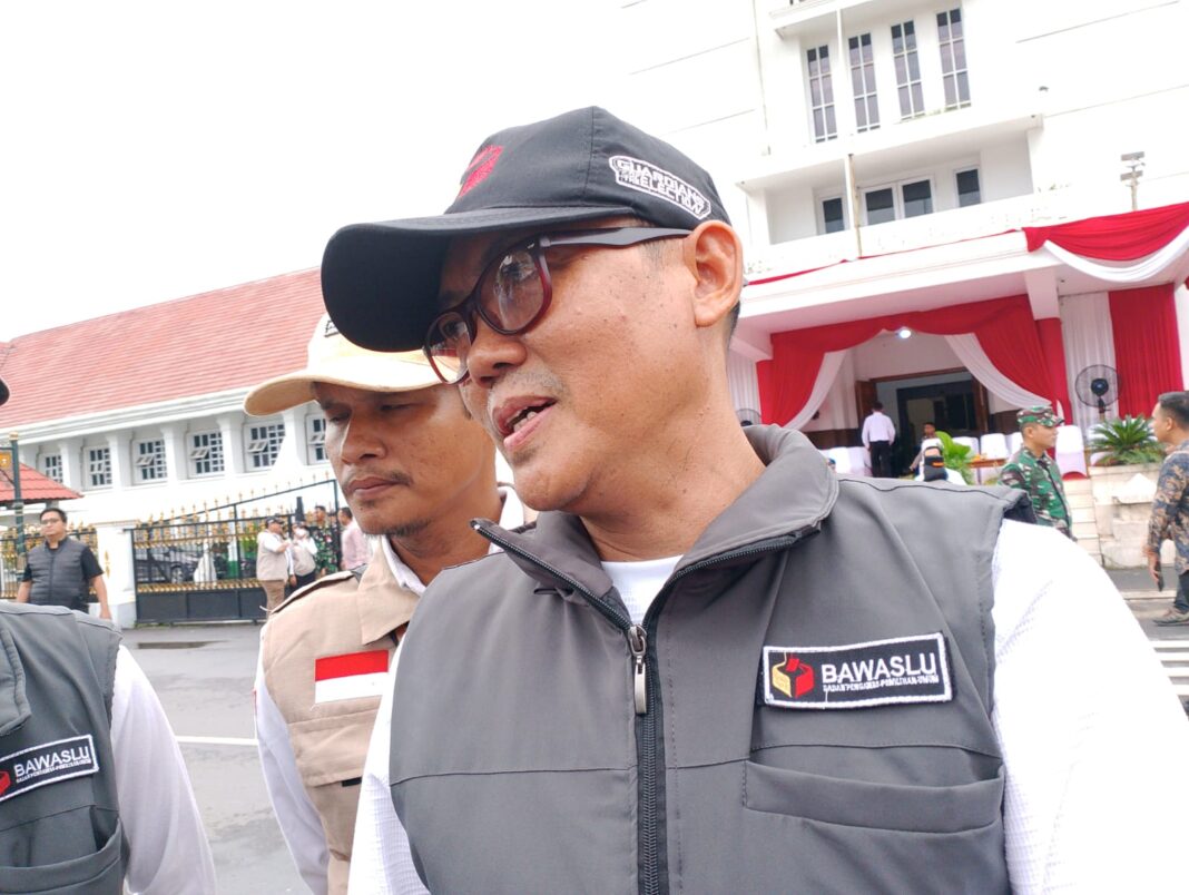 Bawaslu sterilkan APK Pemilu