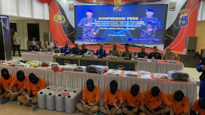 pelaku pembajakan kapal laut di wilayah hukum kalsel Pembajakan Kapal