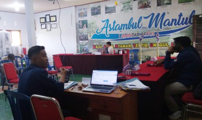 Hari Pertama 24 TPS di Kecamatan Astambul Dilakukan Rekapitulasi