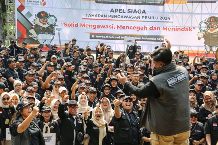 sq2rdv8osnqj0a0 Bawaslu RI Resmi Akreditasi 158 Lembaga Pemantau Pemilu 2024, Ini Daftarnya