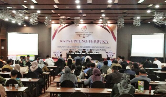 Tahapan Rekapitulasi Kabupaten Banjar Molor, KPU: Nanti Akan Dikaji Tahapan Rekapitulasi Kabupaten Banjar Molor, KPU: Nanti Akan Dikaji