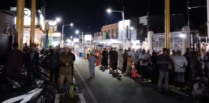 jamaah shalat tarawih membludak jamaah shalat tarawih