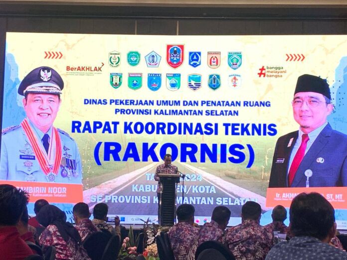 PUPR Kalsel Gelar Rakornis Bersama 13 Kabupaten/Kota  PUPR Kalsel Gelar Rakornis Bersama 13 Kabupaten/Kota