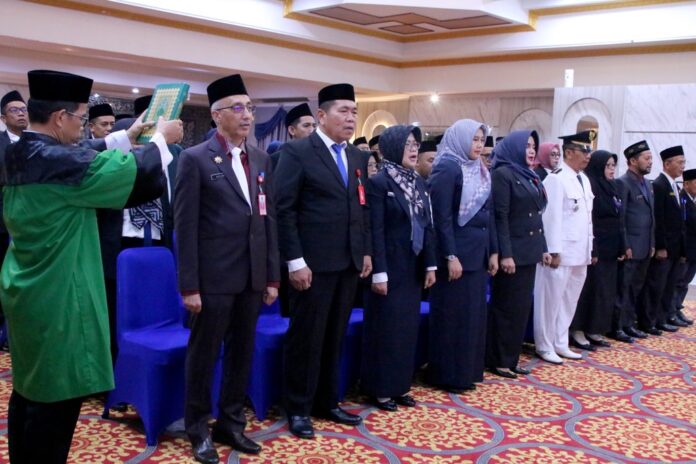 Sekwan dan Empat JPTP Pemkab Banjar Dirotasi