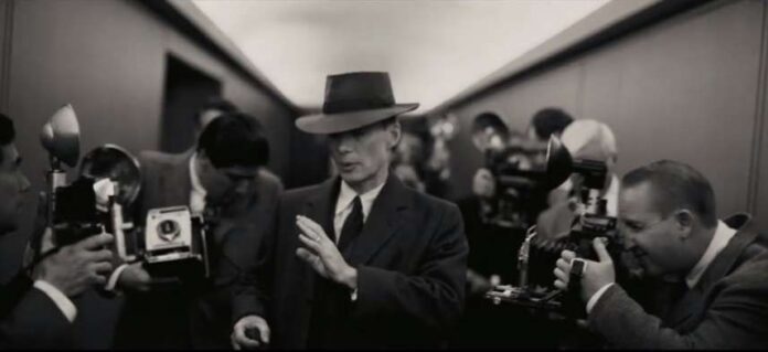 Film Biografi Oppenheimer Raih Tujuh Piala Oscar 2024