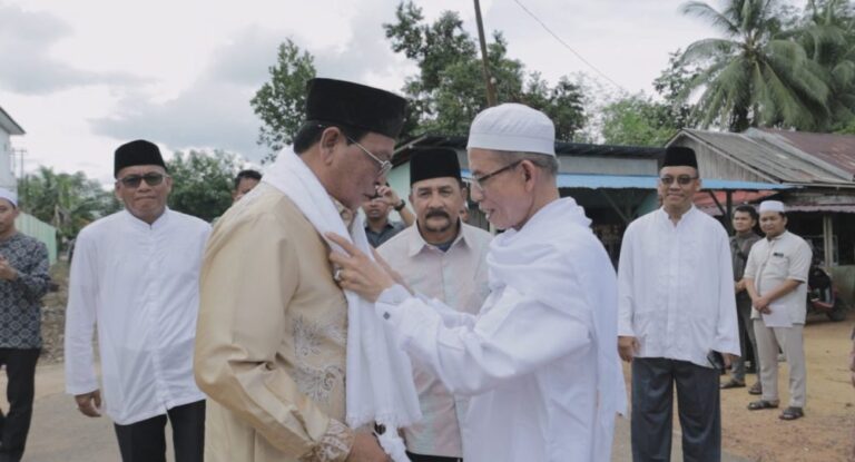 paman birin disambut langsung oleh pimpinan ponpes nurul hujrah
