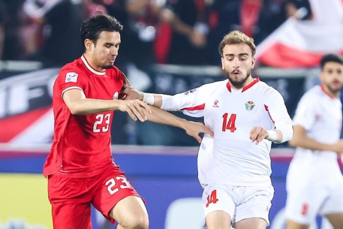 Nathan Tjoe-A-On saat berdahapan dengan Yordania