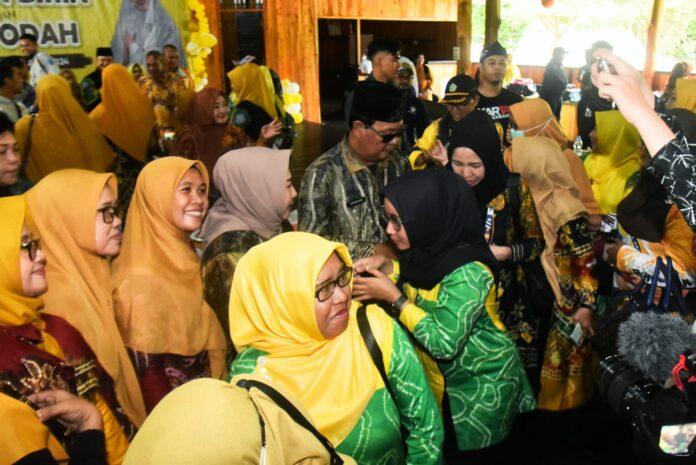 paman birin dan acil odah halal bihalal paman birin dan acil odah