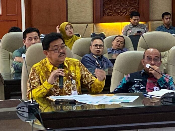 diskominfo kalsel Kepala Diskominfo Kalsel, Muslim