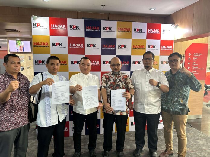 Novel Baswedan dkk Laporkan Pimpinan KPK ke Dewas