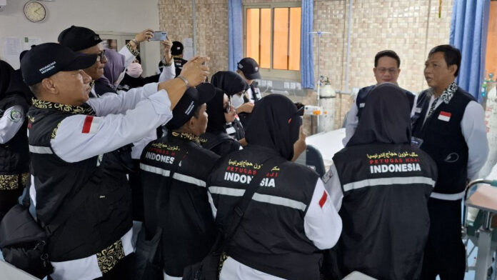 cuaca panas dan kering berpotensi membuat jemaah haji mengalami dehidrasi