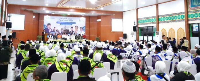 jhi kloter 05 embarkasi banjarmasin telah diberangkatkan Kloter 05 Embarkasi Banjarmasin