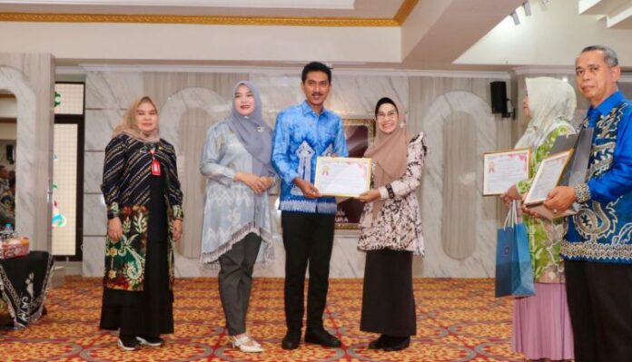 Pemkab Banjar Beri Apresiasi JPT Purna Tugas