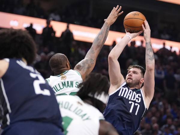 final-nba-dallas-mavericks-lumat-boston-celtics-122-84-perkecil-skor-3-1 Final NBA 2024 Dallas Mavericks Kalahkan Boston Celtics 122-84, Perkecil Skor 3-1